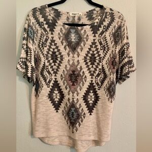 Short sleeve sweater